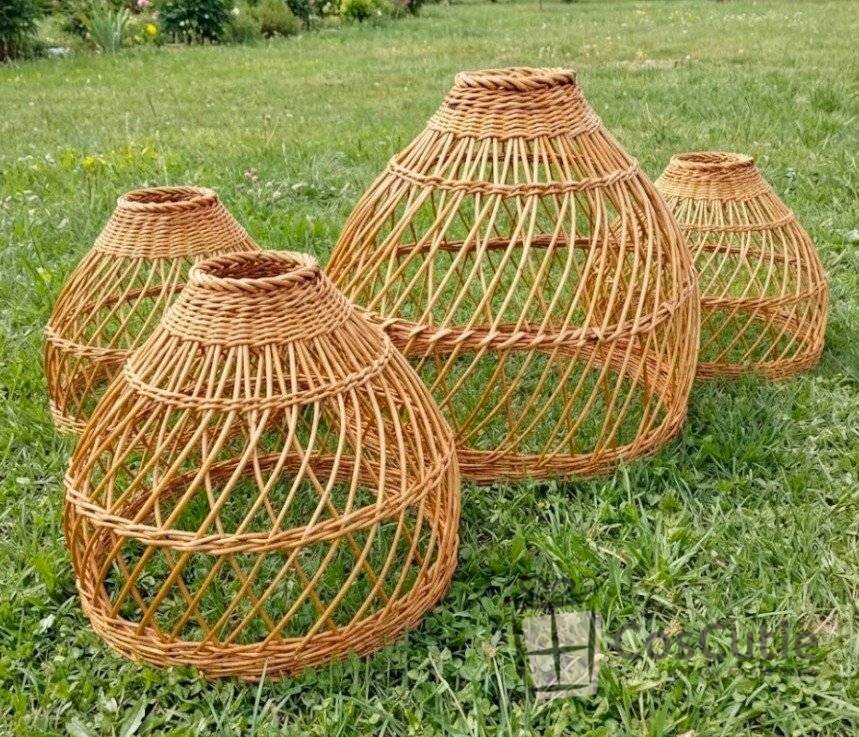 Abajur Clopot din Rachita Naturala cu Impletitura Dantelata Rara 53x45 cm