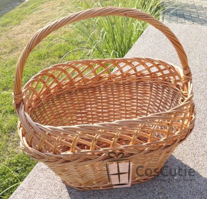 Cos oval dantelat pentru picnic si cumparaturi