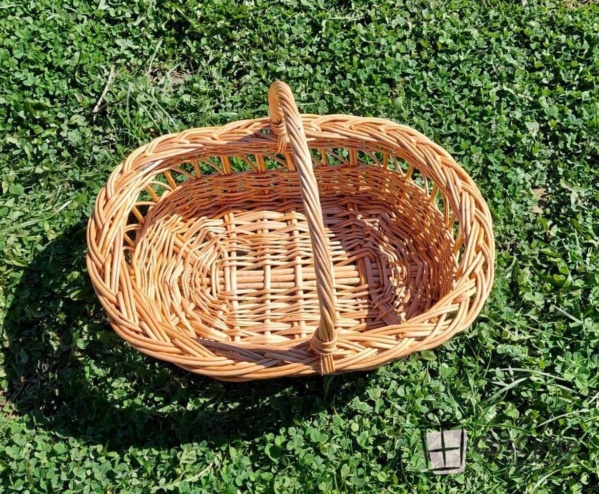 Cos oval dantelat Mediu cu toarta 35 cm