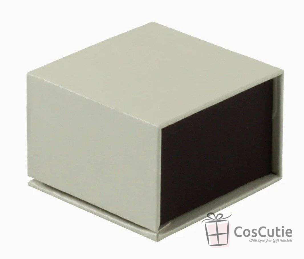 Cutie bijuterii cu magnet 6x6x4 cm