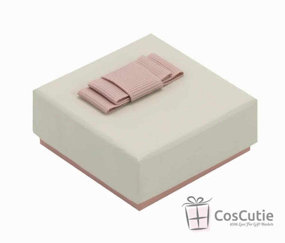 Cutie bijuterii Soft touch cu fundita 6x6x2.5 cm