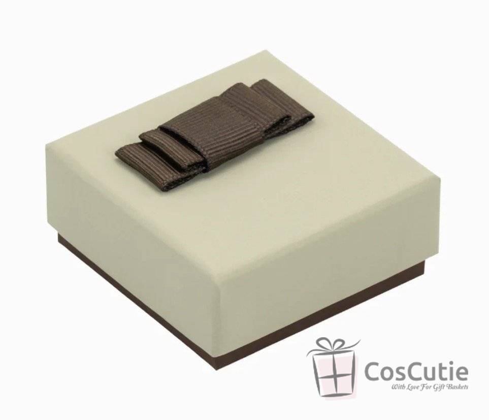Cutie bijuterii Soft touch cu fundita 6x6x2.5 cm