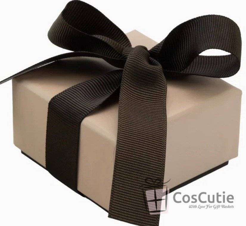 Cutie bijuterii Soft Touch cu ribbon, 6x6x4 cm