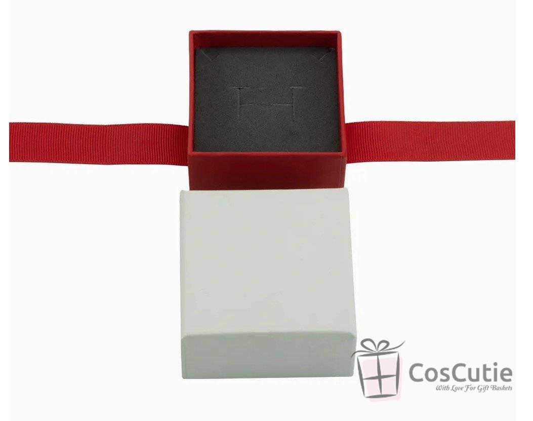 Cutie bijuterii Soft Touch cu ribbon, 6x6x4 cm