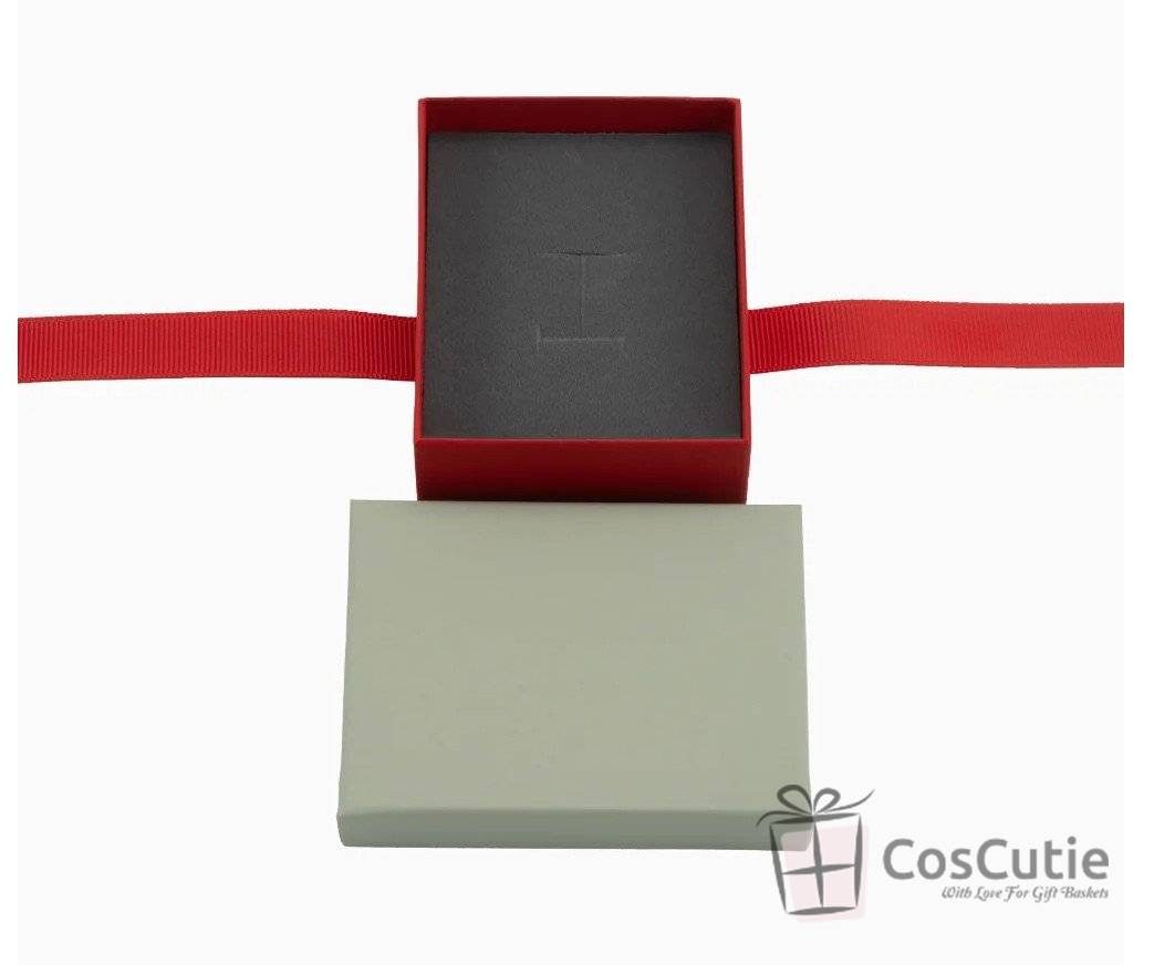 Cutie bijuterii Soft Touch cu ribbon, 7x9x3 cm