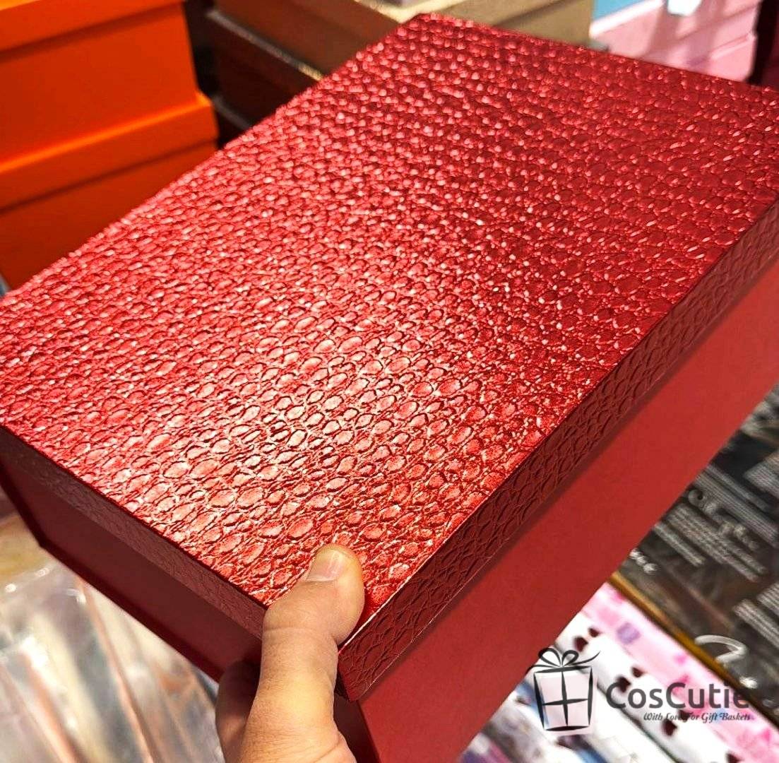 Cutie cadou carton rigid 33x25x13 cm, Rosu