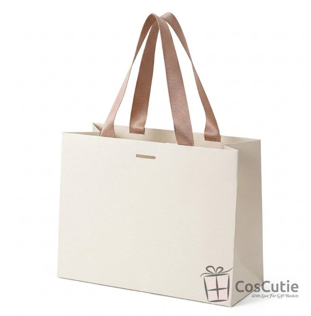 Punga cadou Lux Crem 20x25x11 cm, carton plastifiat 250 g/mp Soft Touch