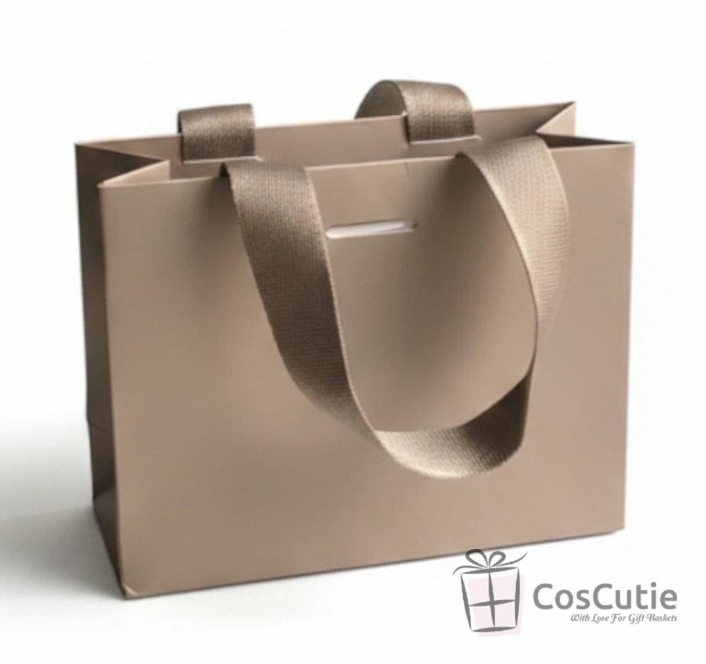 Punga cadou Lux Golden Taupe 20x25x11 cm, carton plastifiat 250 g/mp Soft Touch