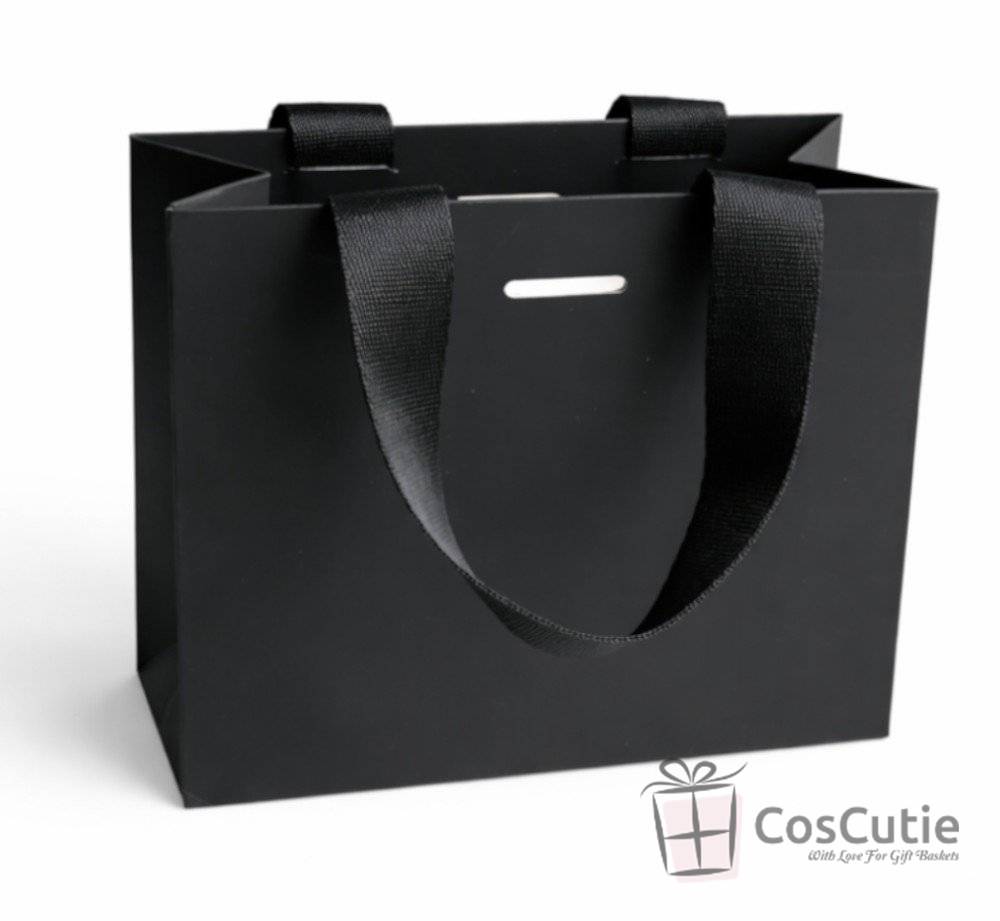 Punga cadou Lux Negru 20x17x9 cm, carton plastifiat 250 g/mp Soft Touch
